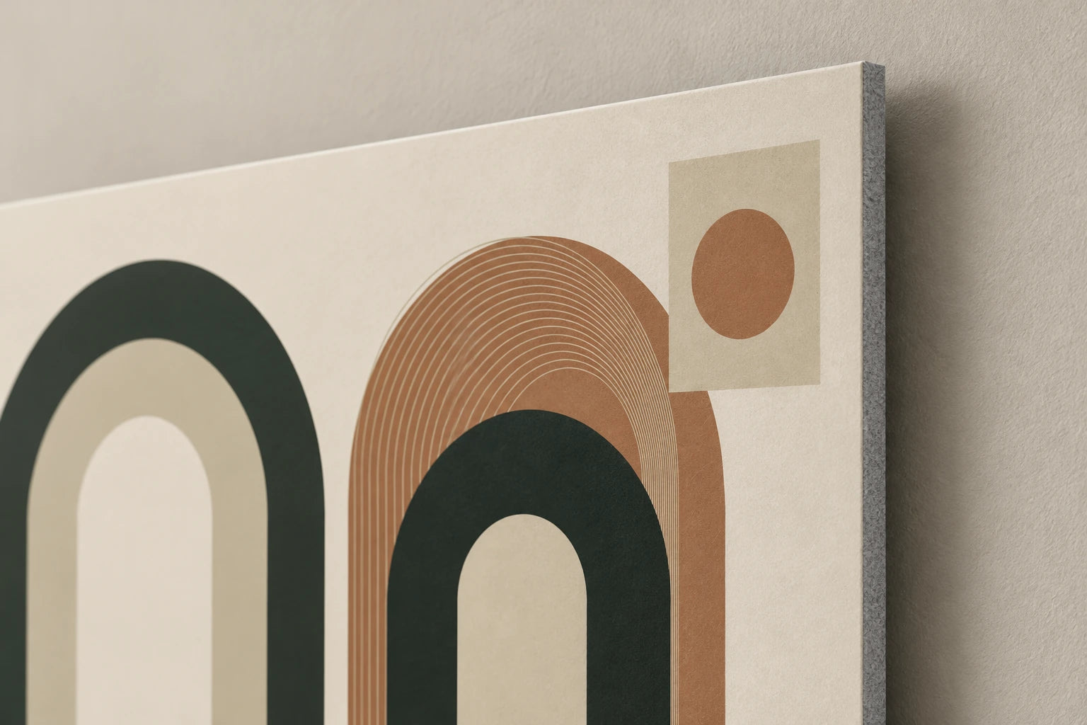 Vue rapprochée d’un panneau acoustique fibreux avec sa face décorative imprimée